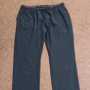 XL heart soul brand scrub bottoms with stretch